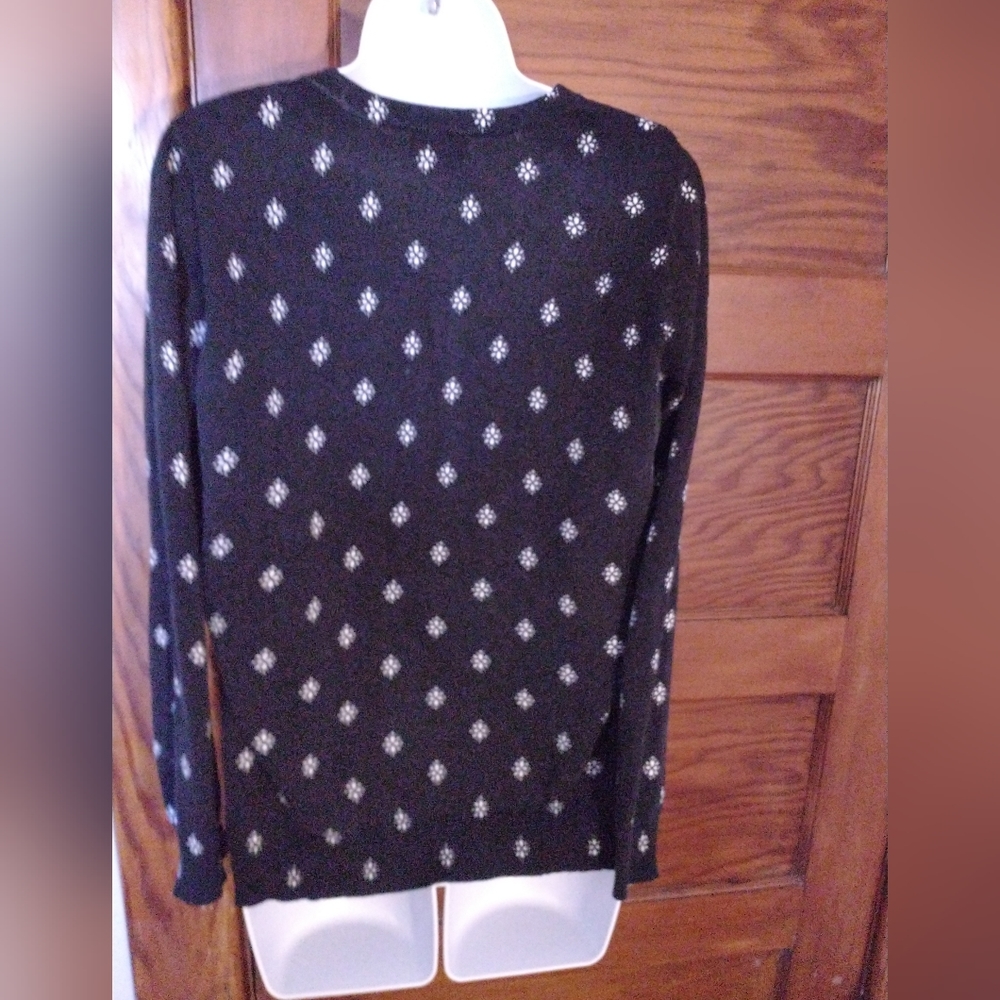 Basic Editions Cardigan - Picture 2 of 4